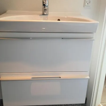 Apartment 12 Torvegade. 1 Door 4. *